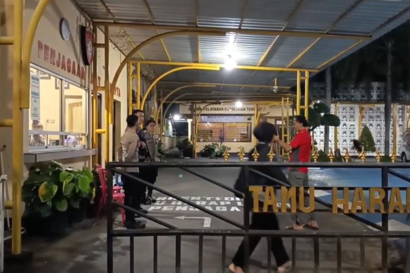 Polres Pacitan limpahkan pengancam ledakkan mapolres ke Polda Jatim