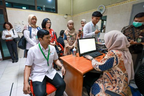 Wamenkes Prof. Dante CKG di Puskesmas Kelapa Gading