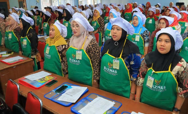 Dukung Program MBG, PKK Provinsi Jateng ajak ribuan ibu-ibu PKK belajar tata boga Dukung Program MBG, PKK Provinsi Jateng ajak ribuan ibu-ibu PKK belajar tata boga