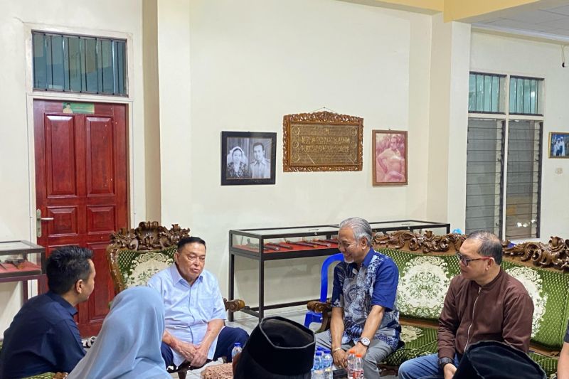 Sekda Sulawesi Barat ingatkan ASN tidak tambah liburan