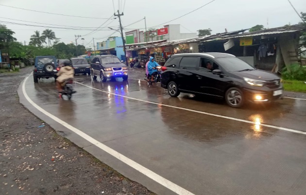 H+2 Lebaran, Jalur Suruh-Salatiga macet H+2 Lebaran, Jalur Suruh-Salatiga macet