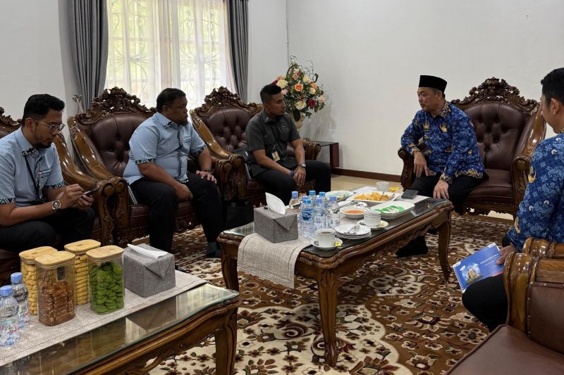 Pemprov Kalbar dan Pertamina sukseskan subsidi BBM gunakan QR Code Pemprov Kalbar dan Pertamina sukseskan subsidi BBM gunakan QR Code