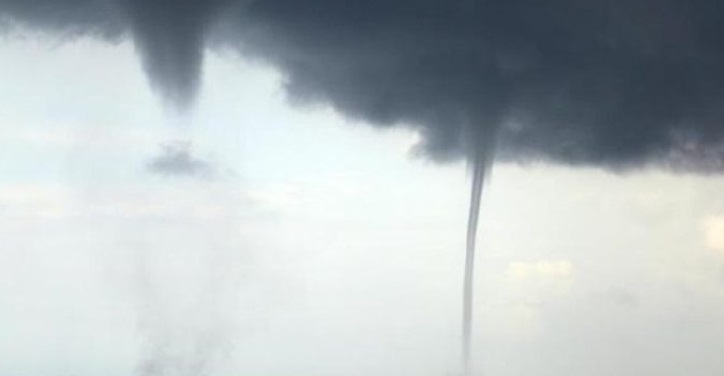 AS diterjang tornado, tujuh tewas dan 55 juta orang terancam