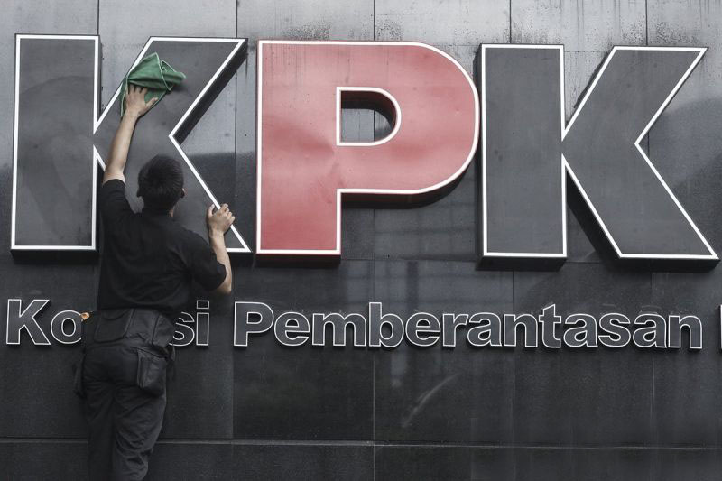 KPK geledah sejumlah lokasi di Kalimantan Barat