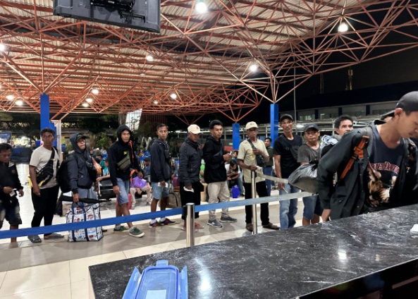 Pelindo Regional 3 Sub Regional Kalimantan layani 40 ribu pemudik Lebaran 2025 Pelindo Regional 3 Sub Regional Kalimantan layani 40 ribu pemudik Lebaran 2025