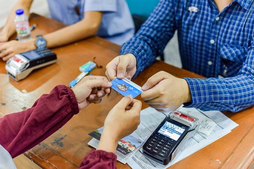 Transaksi non-tunai KJP Plus via EDC Bank DKI tetap lancar