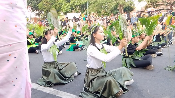 Tarian Daun warnai Solo Menari 2025, event budaya masuk 110 besar nasional Tarian Daun warnai Solo Menari 2025, event budaya masuk 110 besar nasional