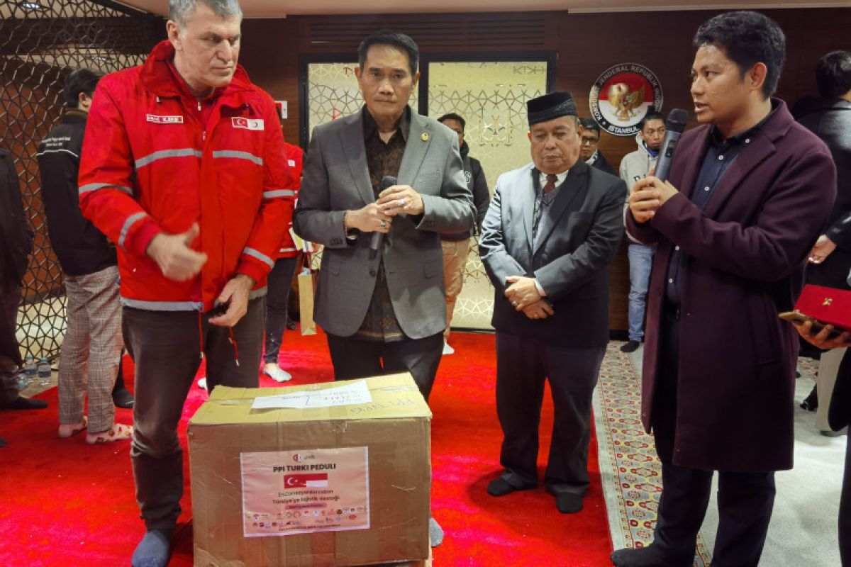 Istanbul batalkan pembelajaran di sekolah selama 2 hari pascagempa Istanbul batalkan pembelajaran di sekolah selama 2 hari pascagempa