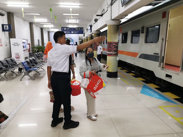 KAI Sumut layani 618.428 penumpang pada triwulan I 2025, meningkat 6 persen dibanding 2024