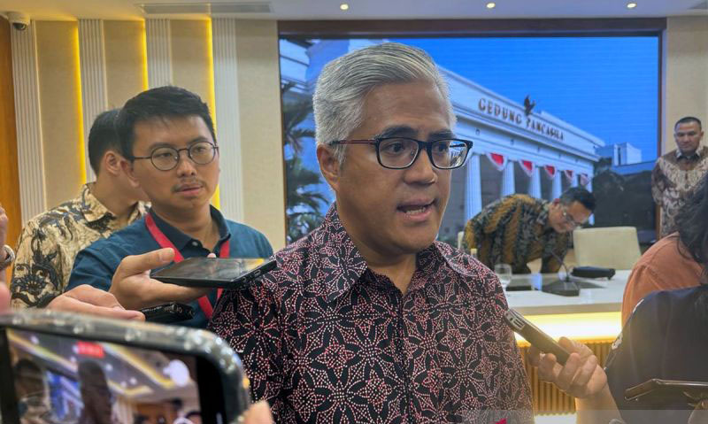 Kemlu RI: Tidak ada WNI korban ledakan di pelabuhan di Iran Kemlu RI: Tidak ada WNI korban ledakan di pelabuhan di Iran