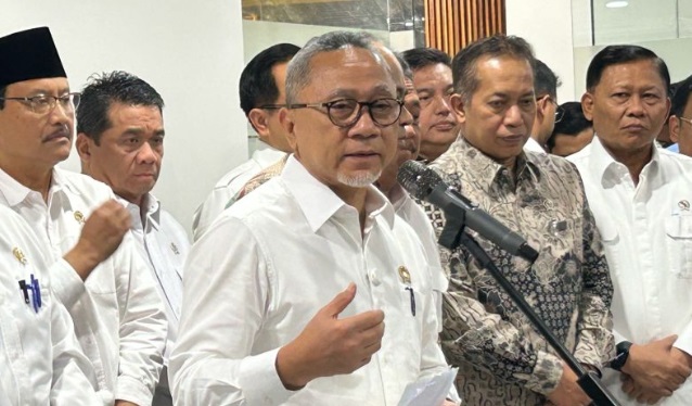 Zulhas sebut siap bentuk satgas harian untuk percepatan koperasi desa Zulhas sebut siap bentuk satgas harian untuk percepatan koperasi desa
