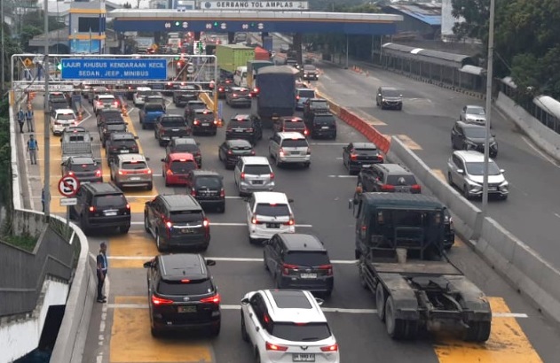 Seluruh ruas tol di Regional Nusantara catat kenaikan lalin pada H+5 Idulfitri 1446 H Seluruh ruas tol di Regional Nusantara catat kenaikan lalin pada H+5 Idulfitri 1446 H