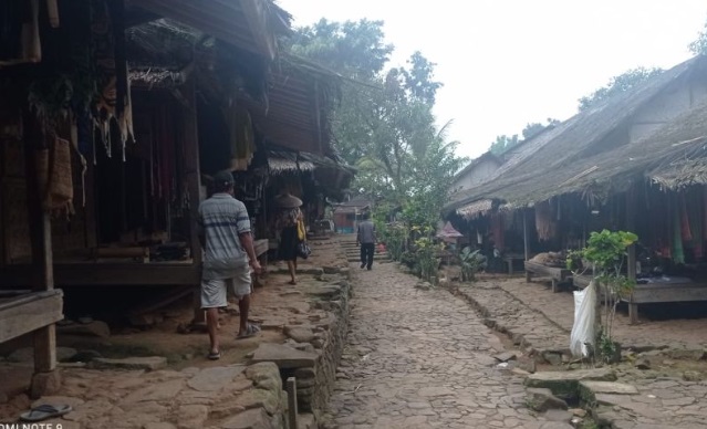 Permukiman Badui sepi pengunjung usai Lebaran Permukiman Badui sepi pengunjung usai Lebaran