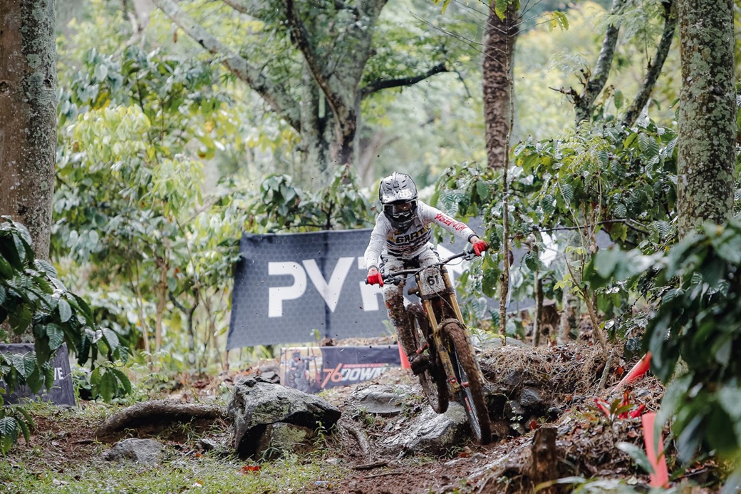 Kompetisi balap sepeda 76 Indonesian Downhill Season 2025 seri perdana di Ternadi Bike Park Kudus Kompetisi balap sepeda 76 Indonesian Downhill Season 2025 seri perdana di Ternadi Bike Park Kudus
