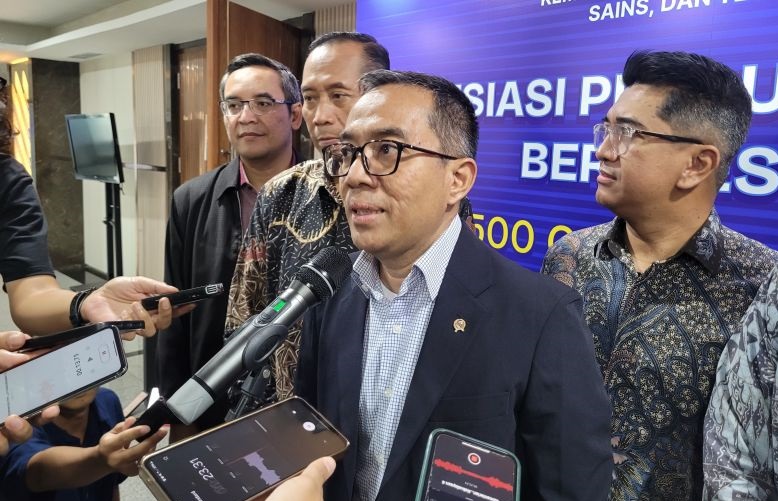 Mendiktisaintek tekankan kampus harus berdampak nyata bagi masyarakat Mendiktisaintek tekankan kampus harus berdampak nyata bagi masyarakat