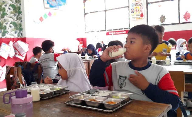 Ekonom: Makan Bergizi Gratis bentuk redistribusi produktif dalam ekonomi Ekonom: Makan Bergizi Gratis bentuk redistribusi produktif dalam ekonomi
