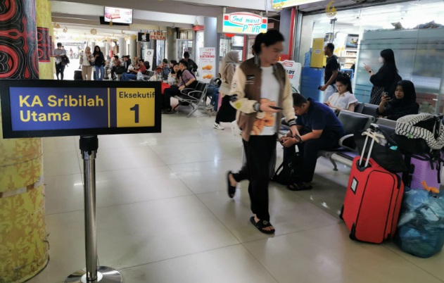 Kebijakan WFA perlancar arus mudik dan balik lebaran dengan kereta api di Sumut Kebijakan WFA perlancar arus mudik dan balik lebaran dengan kereta api di Sumut