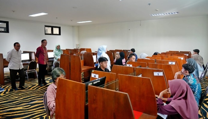 UTBK UM hari kedua ditemukan gambar dan pertanyaan sama UTBK UM hari kedua ditemukan gambar dan pertanyaan sama