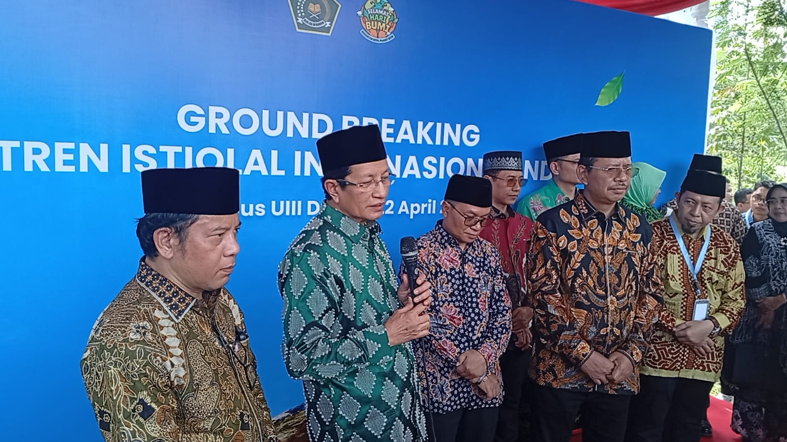Menag luncurkan gerakan 1 juta pohon matoa dan pembangunan pesantren Istiqlal Internasional di Kampu
