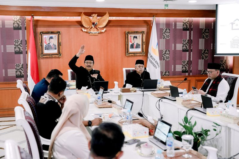 Kemensos ajak pemda entaskan kemiskinan melalui Sekolah Rakyat Kemensos ajak pemda entaskan kemiskinan melalui Sekolah Rakyat