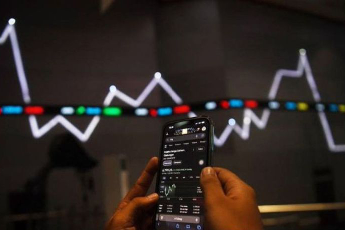 IHSG Senin dibuka menguat 12,04 poin IHSG Senin dibuka menguat 12,04 poin