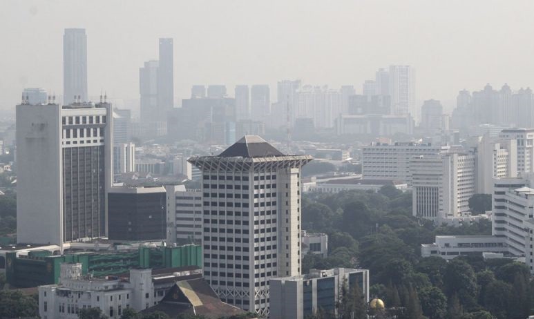 Kualitas udara Jakarta masuk kategori tidak sehat pada Rabu pagi