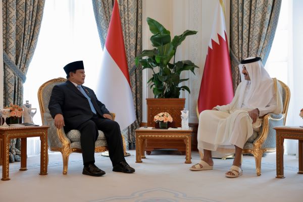 Prabowo ungkap Qatar akan Investasi Danantara sekitar Rp 33 T Prabowo ungkap Qatar akan Investasi Danantara sekitar Rp 33 T