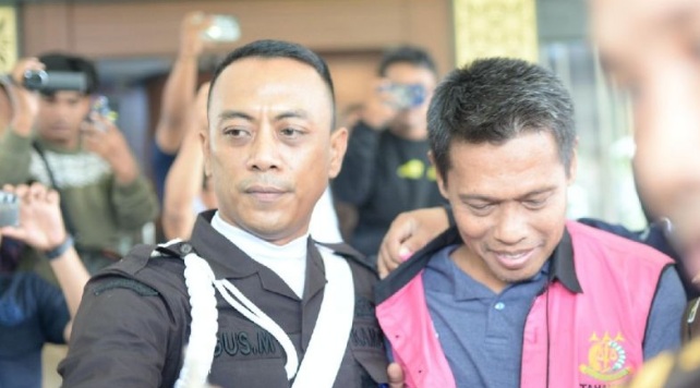 Kejati tetapkan Kadis DLH Tangsel sebagai tersangka kasus korupsi Kejati tetapkan Kadis DLH Tangsel sebagai tersangka kasus korupsi