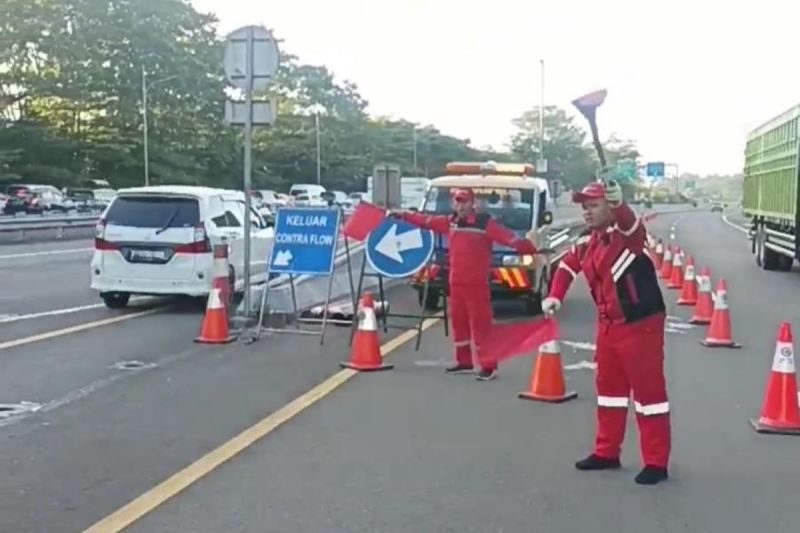 Jasa Marga berlakukan \contraflow\ Tol Jagorawi arah Puncak
