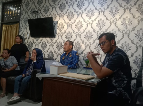 Ribut bantuan pemerintah tak adil akan dilaporkan ke wali kota Medan Ribut bantuan pemerintah tak adil akan dilaporkan ke wali kota Medan