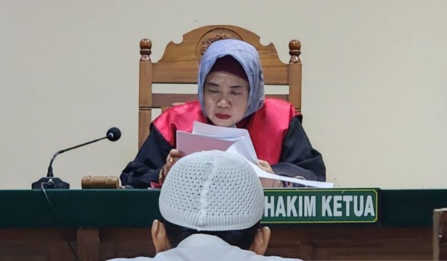 Pengadilan tolak eksepsi polisi yang menembak mati siswa di Semarang Pengadilan tolak eksepsi polisi yang menembak mati siswa di Semarang