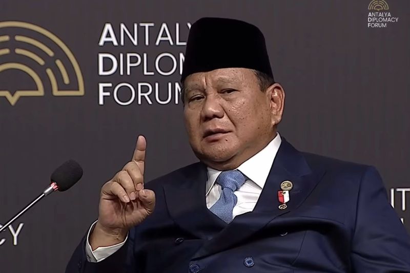 Prabowo ungkap pengalaman pribadi sebagai bukti komitmen demokrasi Prabowo ungkap pengalaman pribadi sebagai bukti komitmen demokrasi