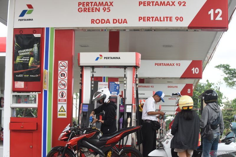 Setelah libur panjang, harga BBM Pertamina, Shell, Vivo, BP stabil Setelah libur panjang, harga BBM Pertamina, Shell, Vivo, BP stabil