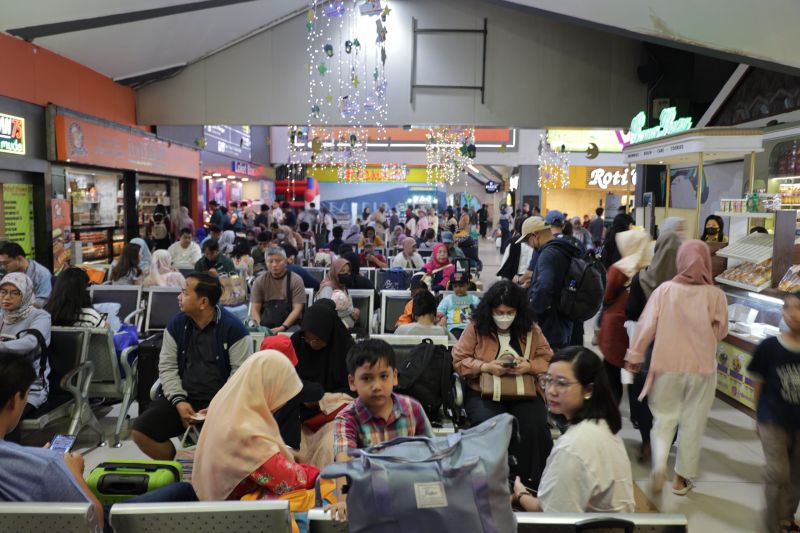 800 ribu lebih penumpang berangkat-datang di Daop 2 selama Lebaran