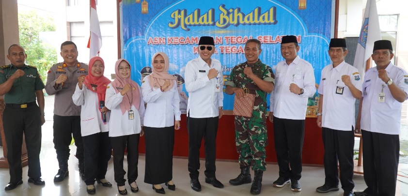 Hadiri Halal bil halal, Wali Kota Tegal minta ASN jaga kekompakan Hadiri Halal bil halal, Wali Kota Tegal minta ASN jaga kekompakan