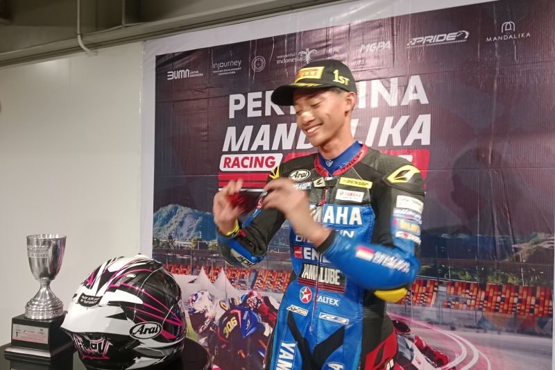 Pembalap NTB Arai juara race pertama MRS 2025 Sirkuit Mandalika