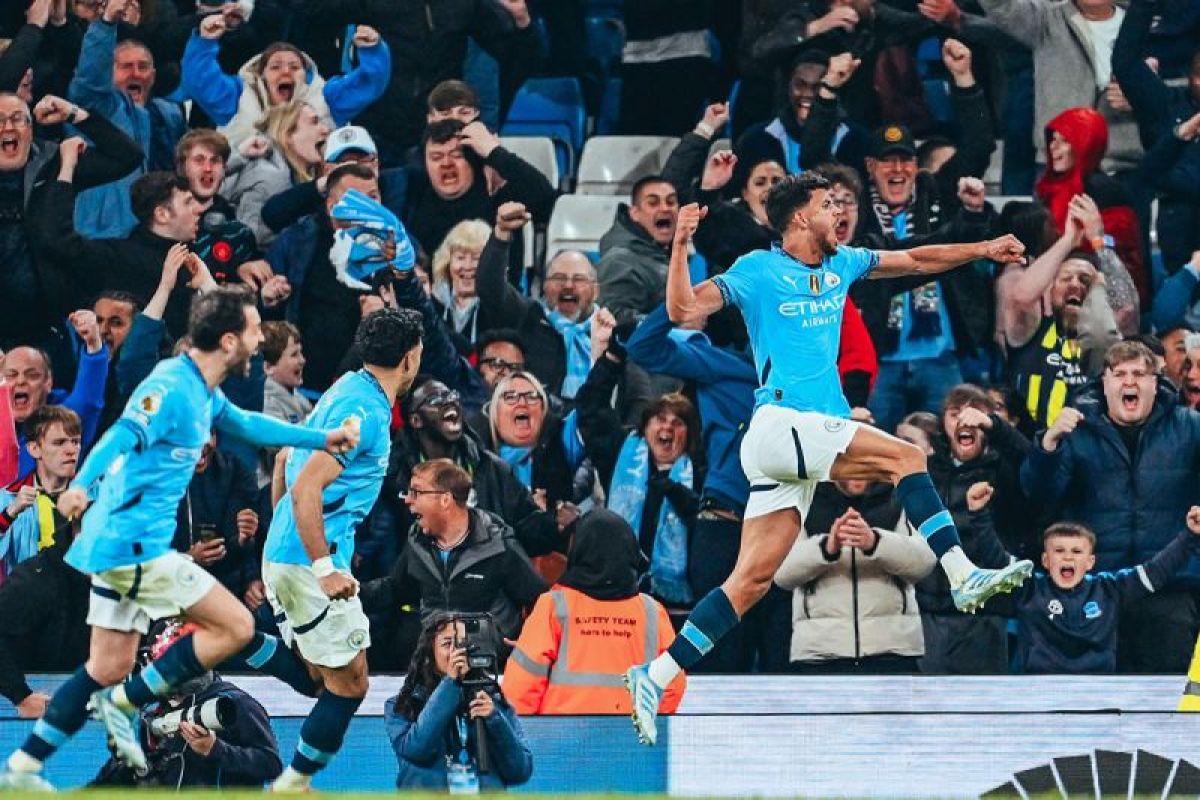 Manchester City ke final Piala FA 2024-2025 Manchester City ke final Piala FA 2024-2025