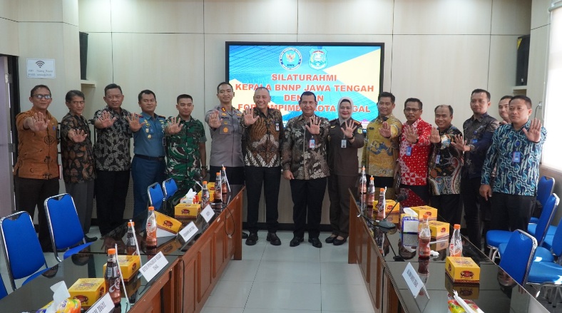 Terima BNNP Jateng, Wali Kota Tegal: Wujud nyata sinergi perangi narkotika Terima BNNP Jateng, Wali Kota Tegal: Wujud nyata sinergi perangi narkotika