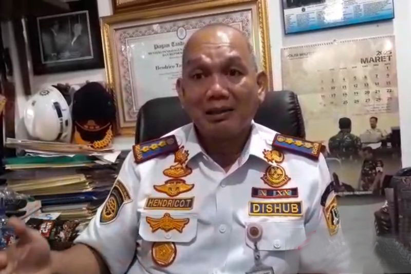 Pemkot minta Jalan Yos Sudarso-Semper tak dilalui truk kontainer