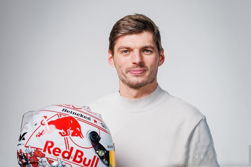 Verstappen enggan bahas rumor kepindahan