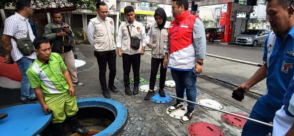 Pertamina pastikan BBM SPBU Ciliwung tidak tercampur air Pertamina pastikan BBM SPBU Ciliwung tidak tercampur air
