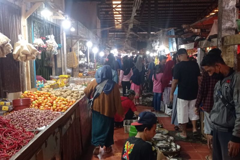 Harga bahan pangan di Lebak mulai turun usai Lebaran 2025 Harga bahan pangan di Lebak mulai turun usai Lebaran 2025