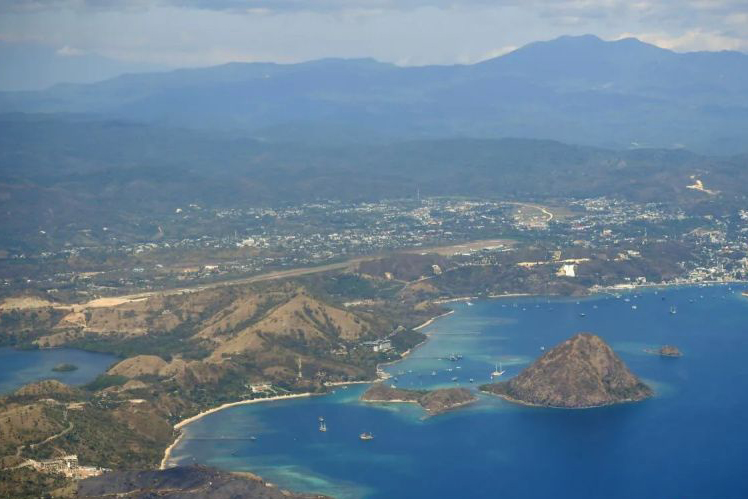 KKP minta pelaku usaha tidak lakukan privatisasi pantai KKP minta pelaku usaha tidak lakukan privatisasi pantai