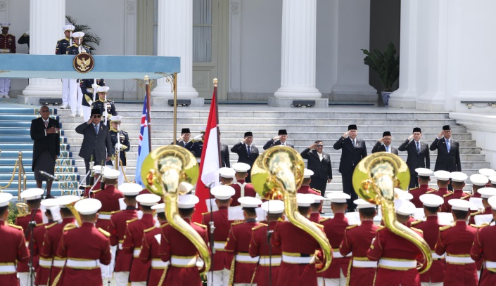 Wamenkomdigi Angga Prabowo dampingi Presiden terima PM Republik Fiji Wamenkomdigi Angga Prabowo dampingi Presiden terima PM Republik Fiji