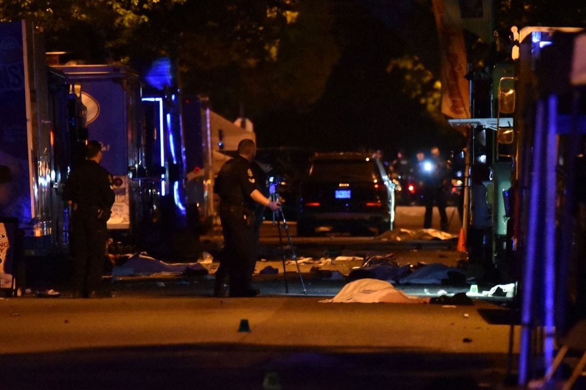 Serangan mobil tewaskan 11 orang di festival Vancouver Serangan mobil tewaskan 11 orang di festival Vancouver