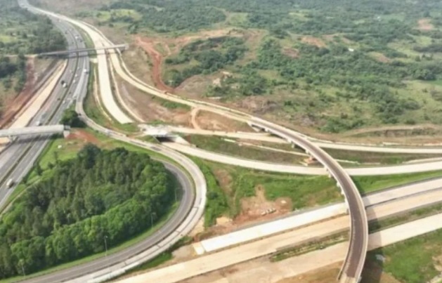 Jalur fungsional Tol Japek II Selatan kembali dioperasikan Jalur fungsional Tol Japek II Selatan kembali dioperasikan