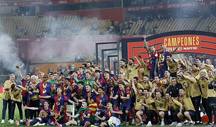Menang dramatis 3-2 atas Madrid, Barcelona juara Copa del Rey Menang dramatis 3-2 atas Madrid, Barcelona juara Copa del Rey