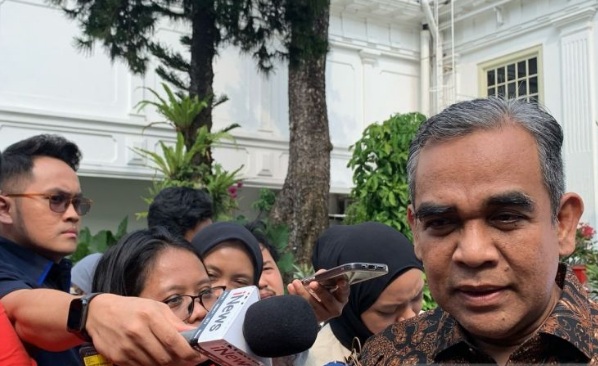 Makan siang bareng Prabowo, Muzani: Tak bahas mundurnya Hasan Nasbi Makan siang bareng Prabowo, Muzani: Tak bahas mundurnya Hasan Nasbi