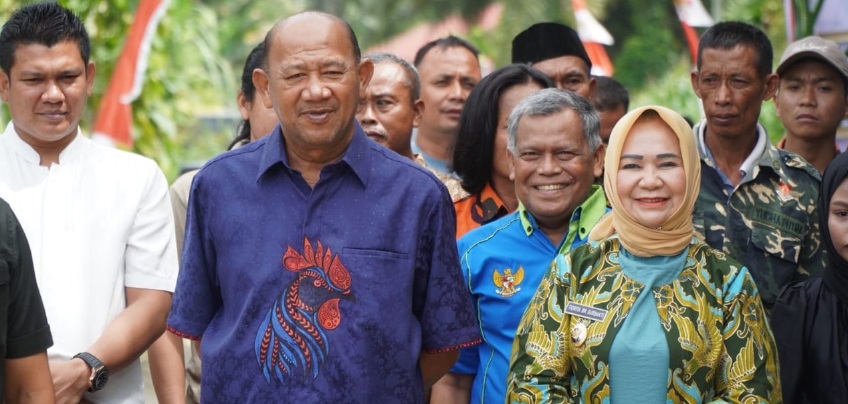 Kumpul bersama petani di Wampu, Bupati Langkat bahas pembangunan irigasi Kumpul bersama petani di Wampu, Bupati Langkat bahas pembangunan irigasi