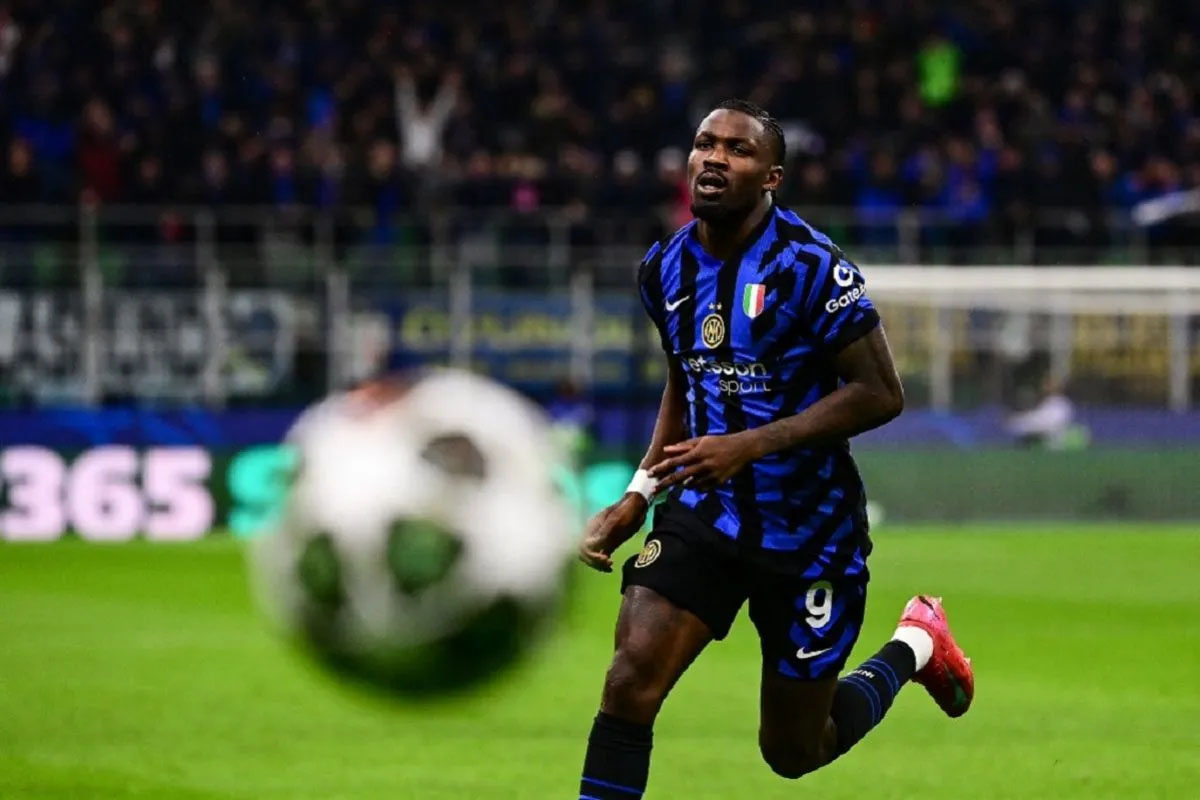 Inter Milan imbang 2-2 di markas Parma sehingga gagal jauhi Napoli Inter Milan imbang 2-2 di markas Parma sehingga gagal jauhi Napoli